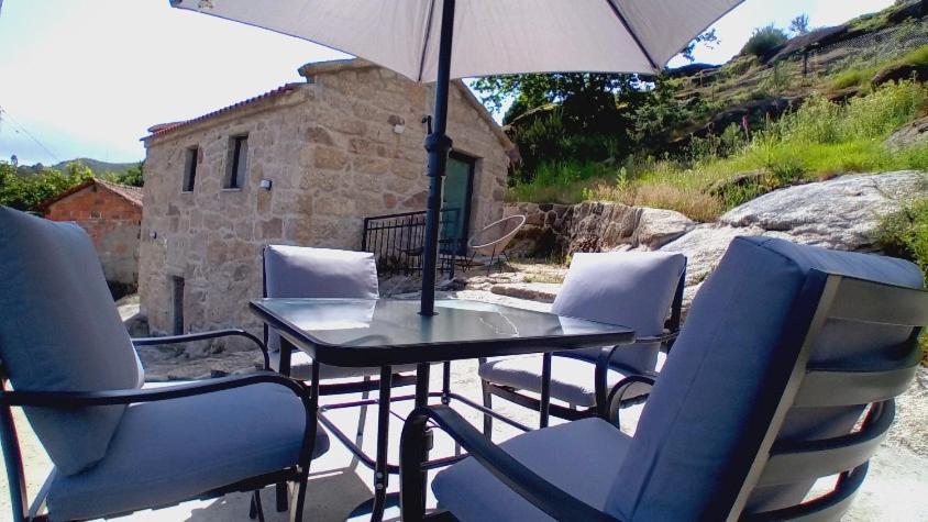 Chalet Do Soajo อาร์กอสเดวัลเดเวซ ภายนอก รูปภาพ